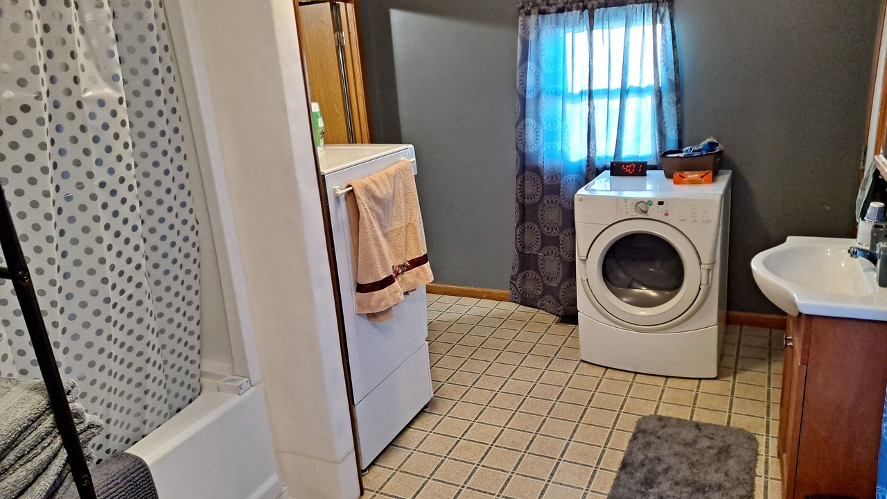 Photo of Bathroom in Troy