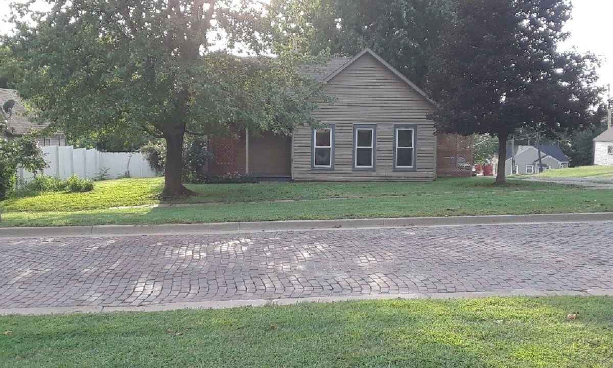 Photo of Others in Troy