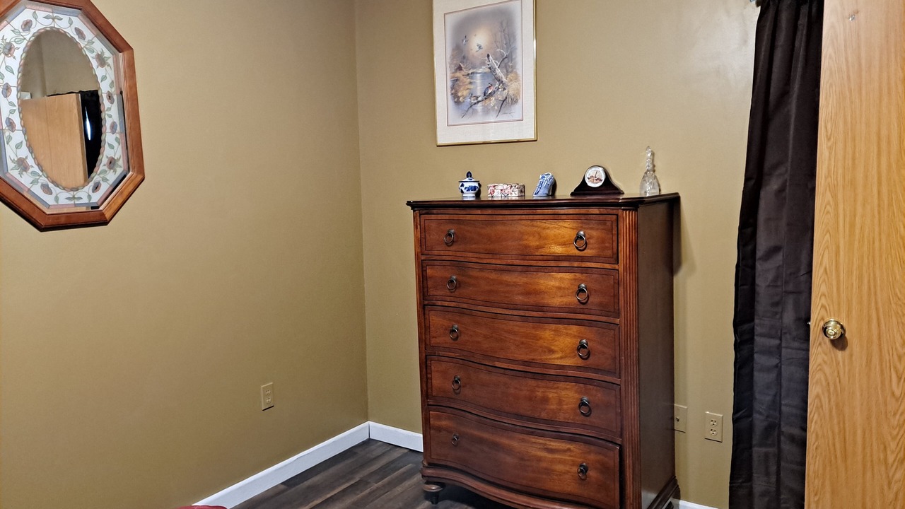 Photo of Bedroom in Troy
