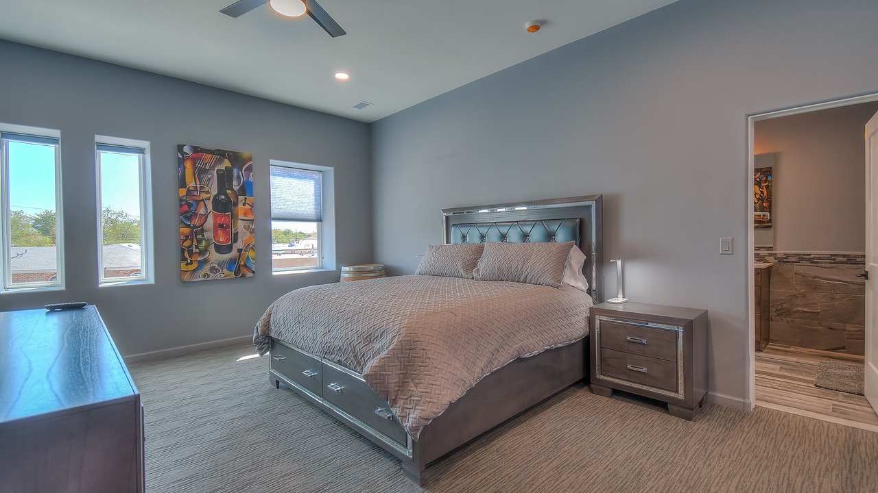 Photo of Bedroom in Uptown