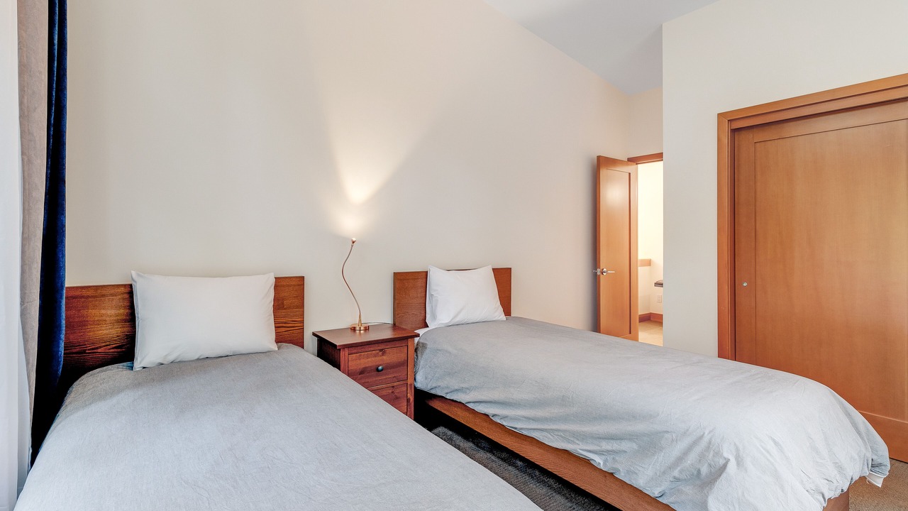 Photo of Bedroom in Eastsound