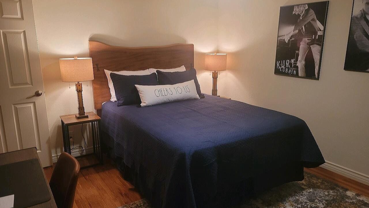 Photo of Bedroom in Uptown