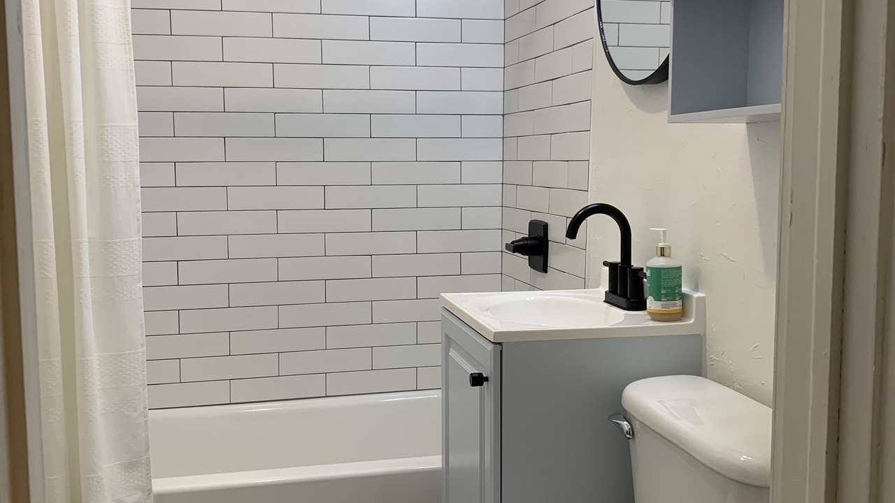 Photo of Bathroom in Central Oklahoma City