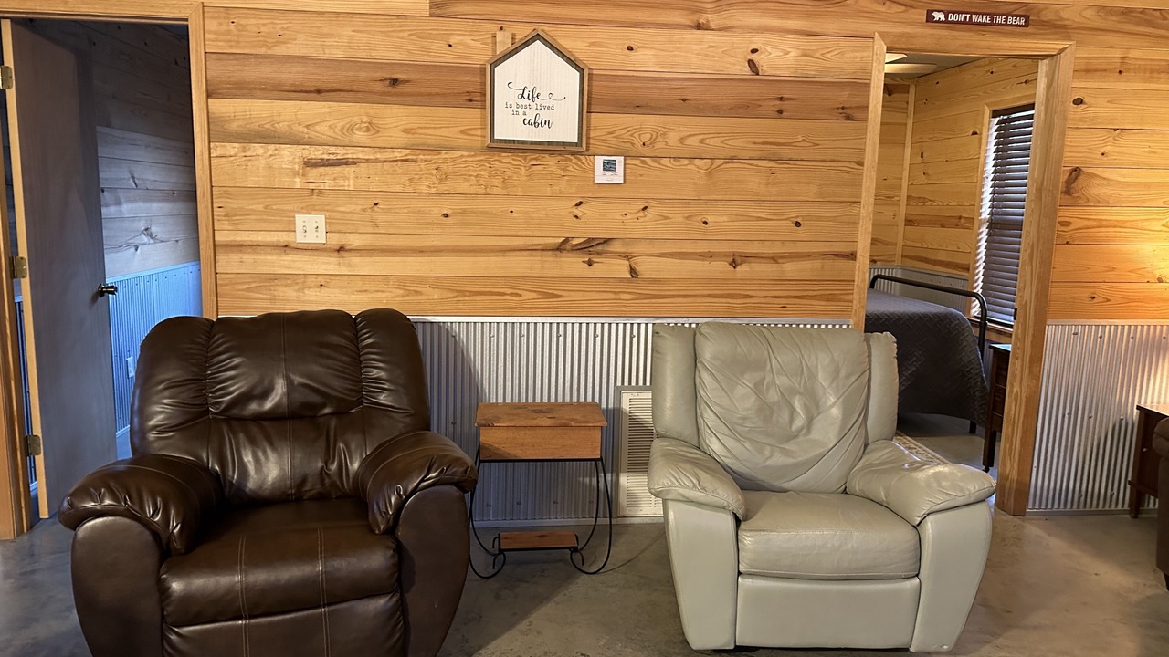 Photo of Bedroom in Mount Ida