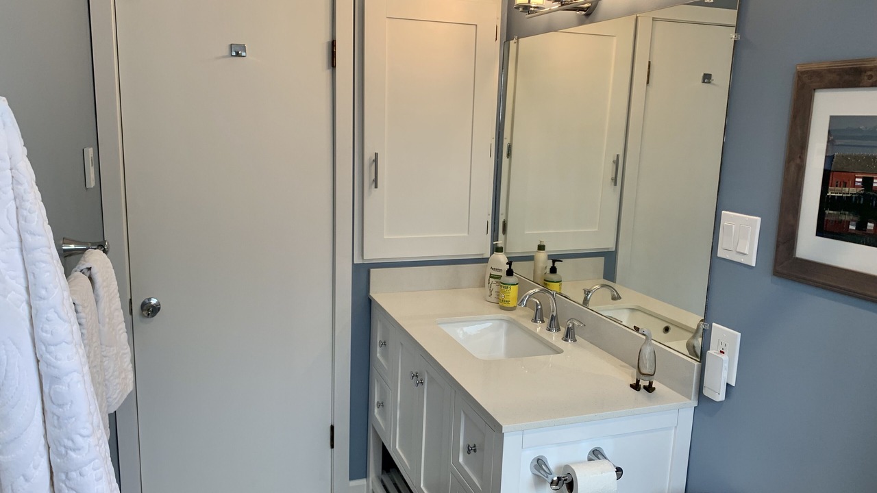 Photo of Bathroom in Langley