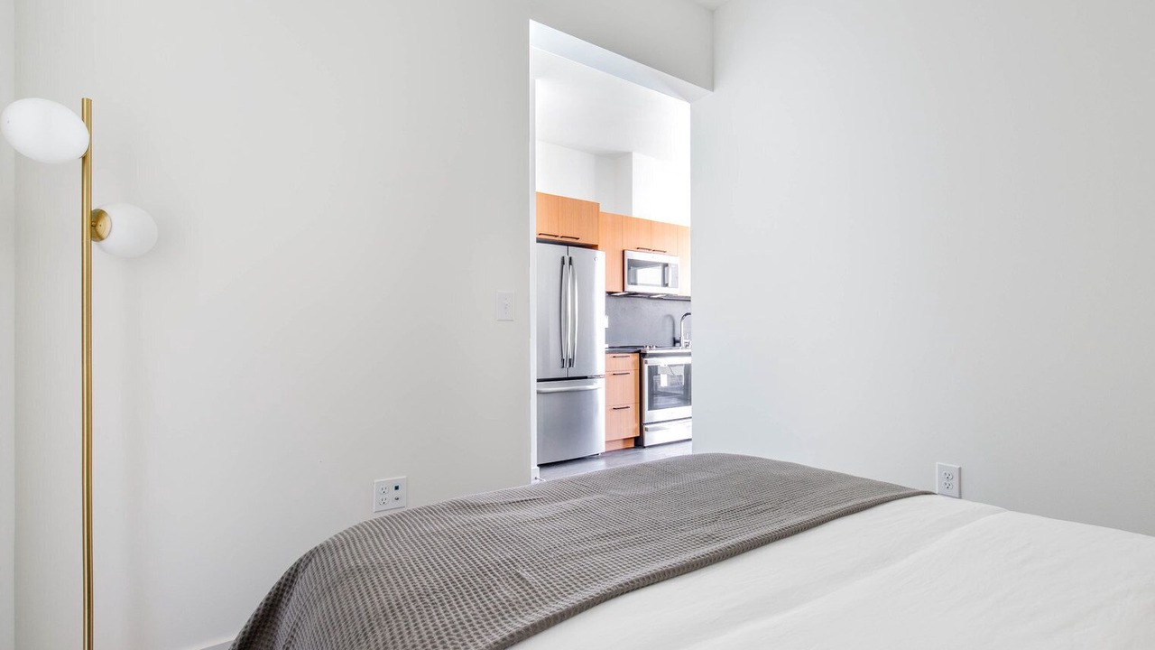 Photo of Bedroom in Broadway