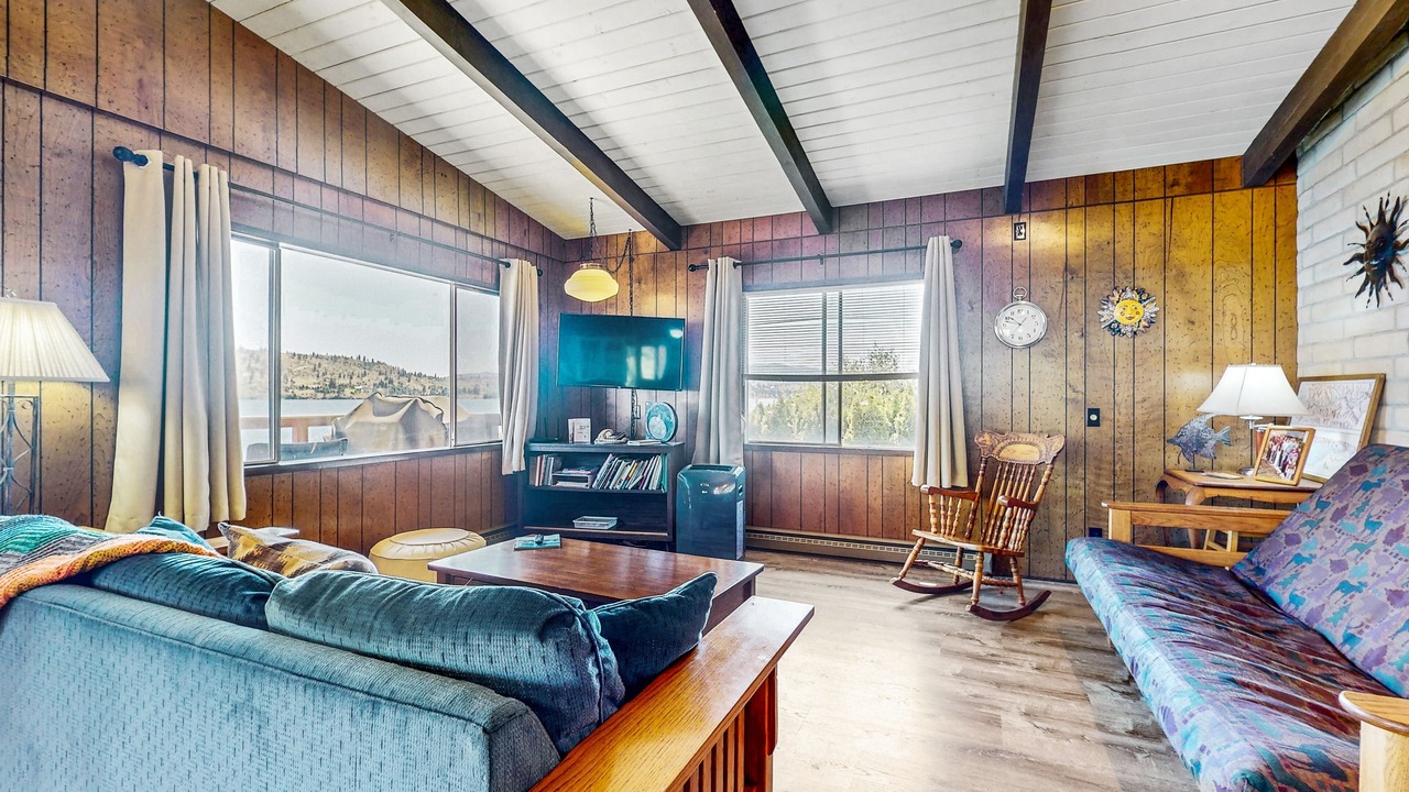Photo of Livingroom in Chelan