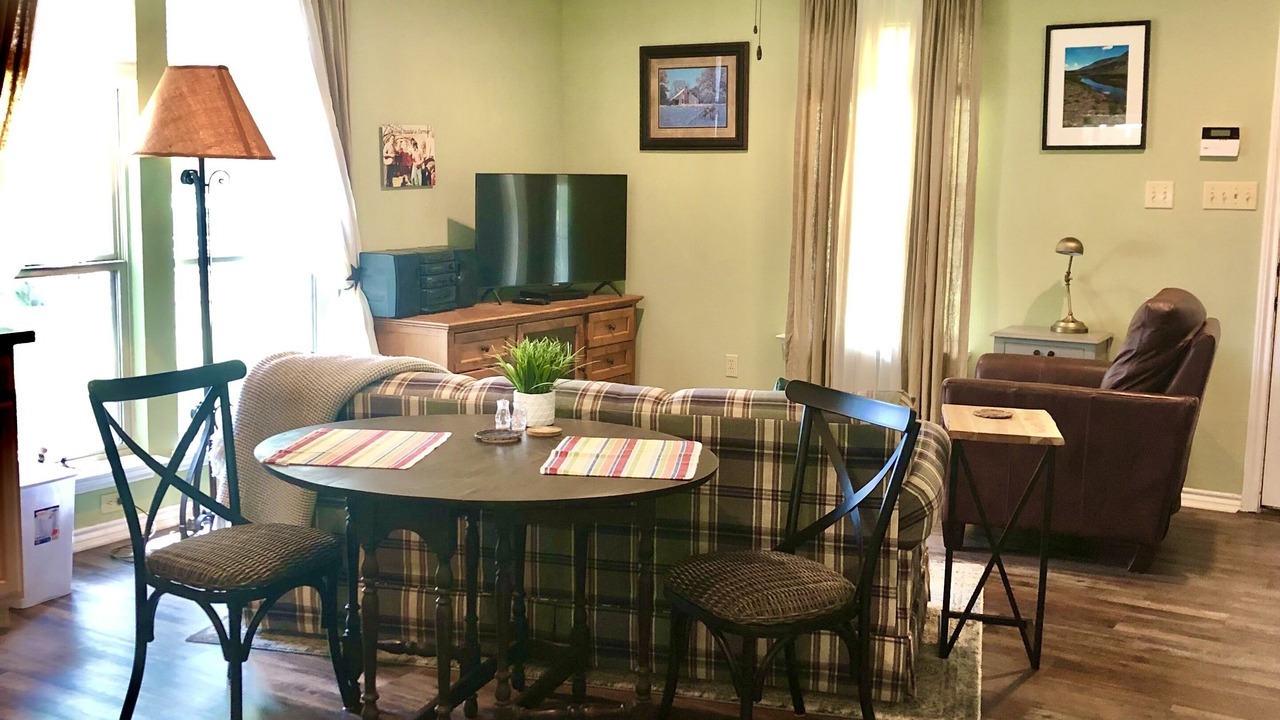 Photo of Livingroom in Paluxy