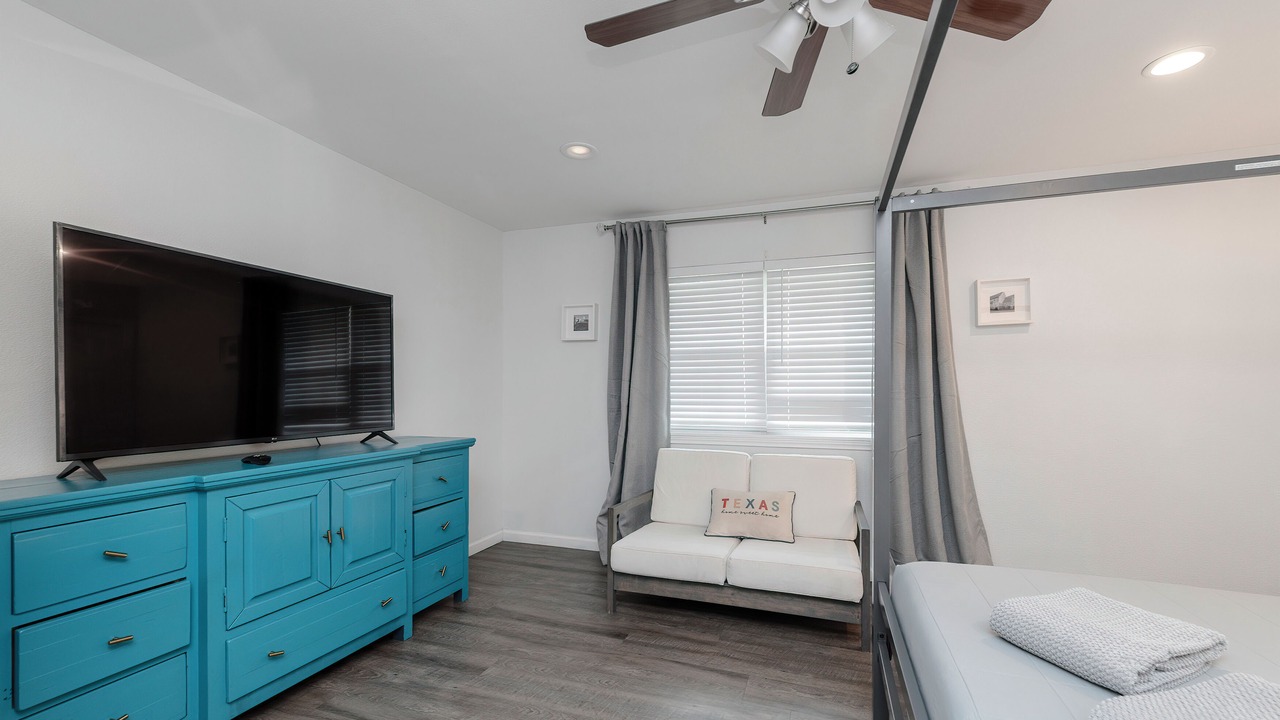 Photo of Bedroom in Grand Prairie