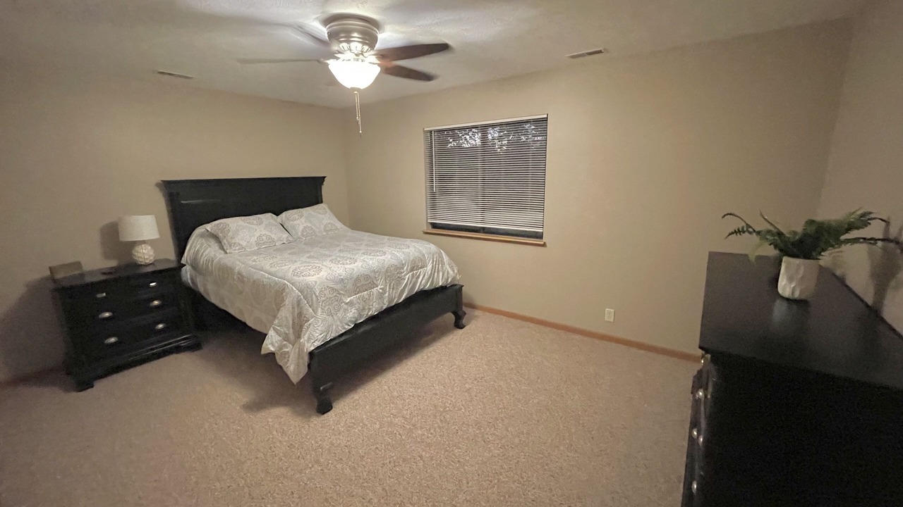Photo of Bedroom in Malcolm