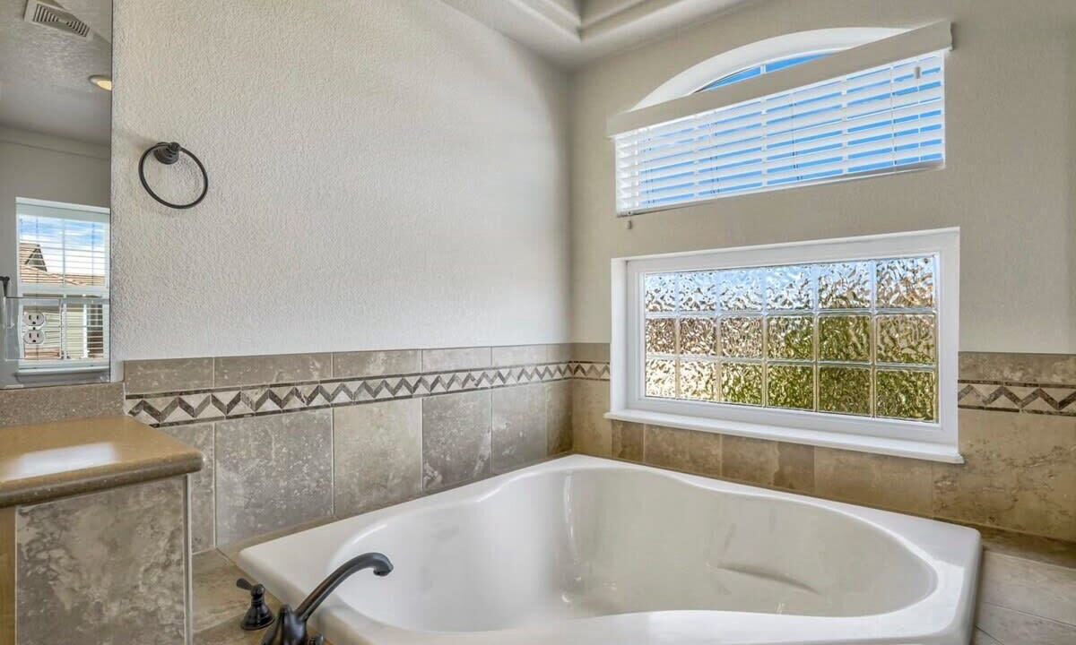 Photo of Bathroom in Peyton