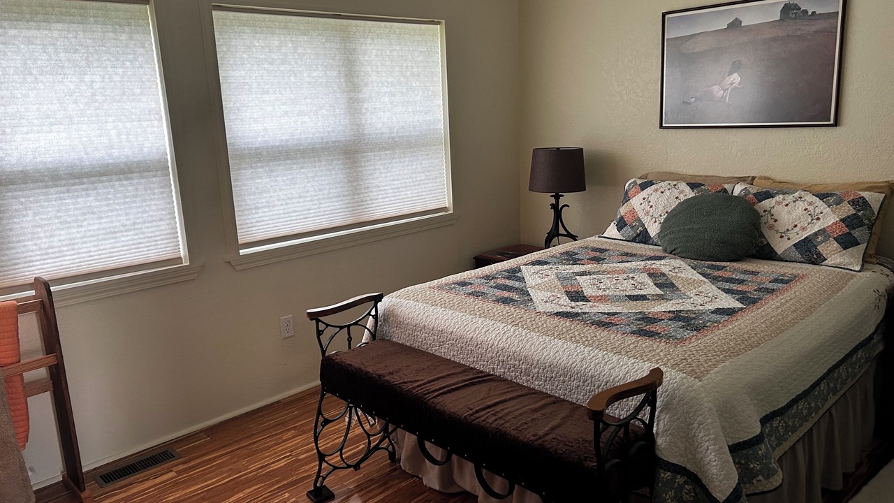 Photo of Bedroom in Hot Springs