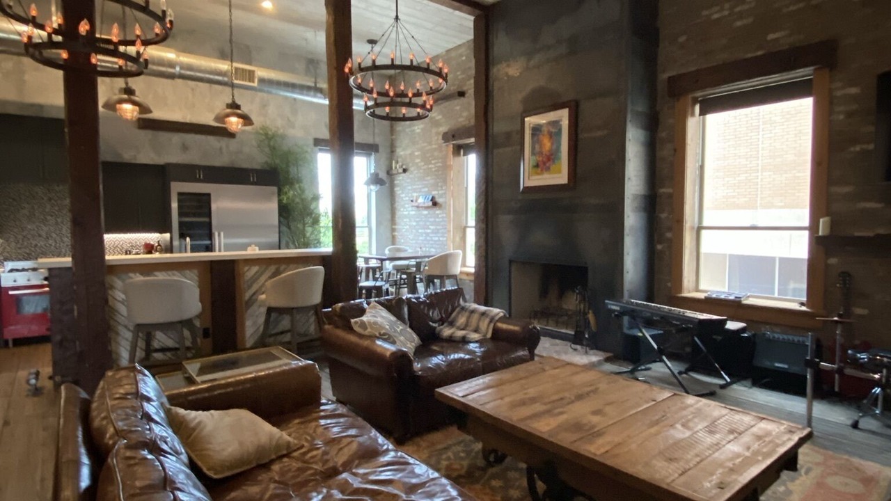 Photo of Livingroom in Downtown Oklahoma City