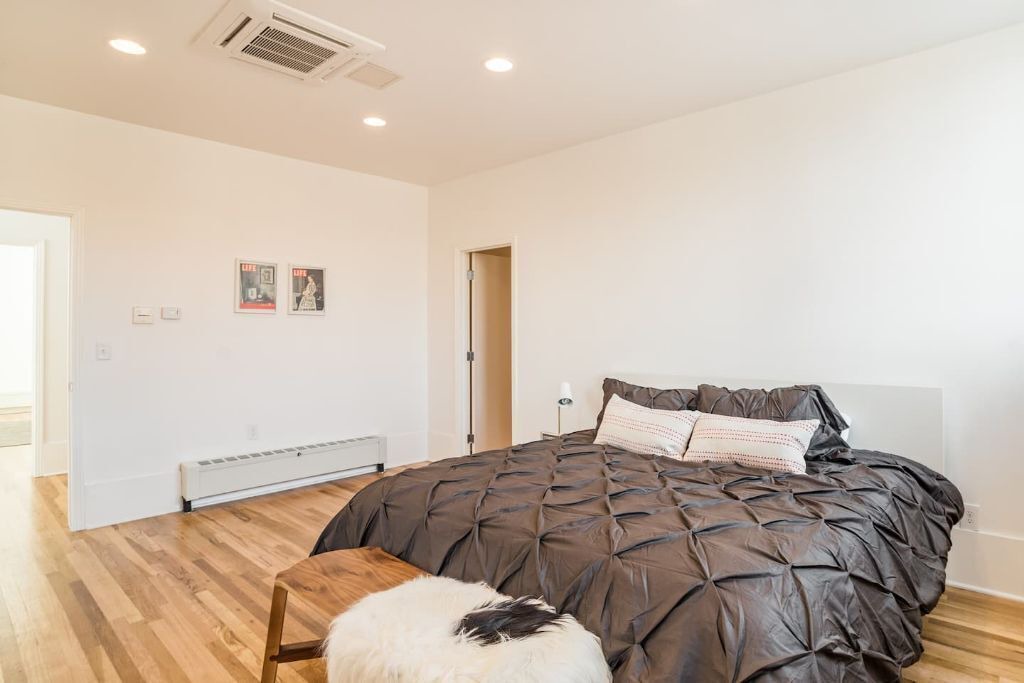 Photo of Bedroom in Alamo Placita