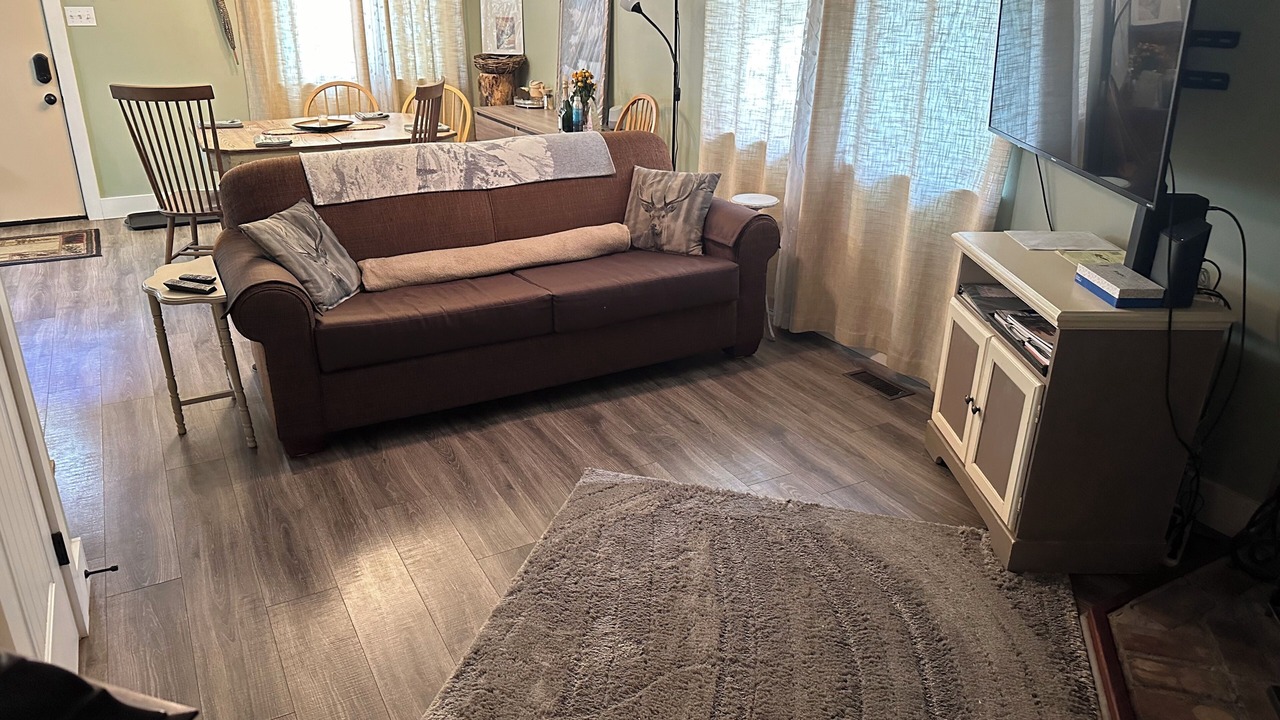 Photo of Livingroom in Historic District
