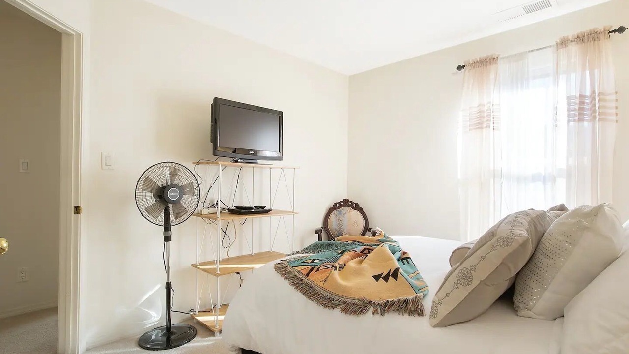 Photo of Bedroom in Northeast Heights