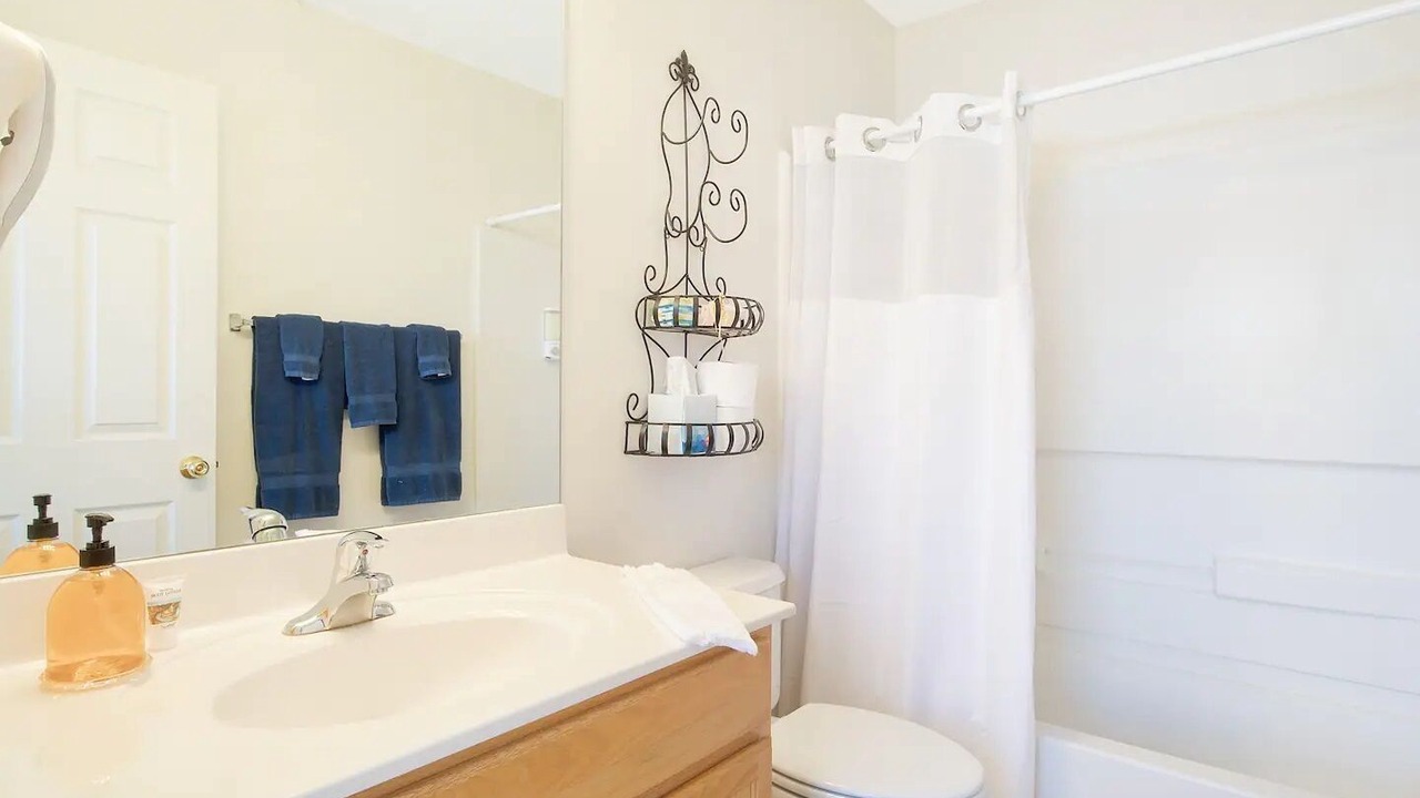 Photo of Bathroom in Northeast Heights