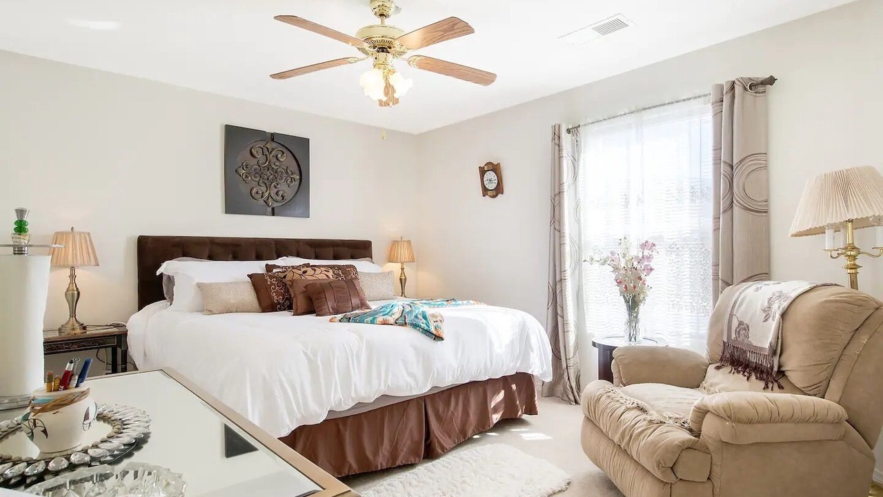 Photo of Bedroom in Northeast Heights