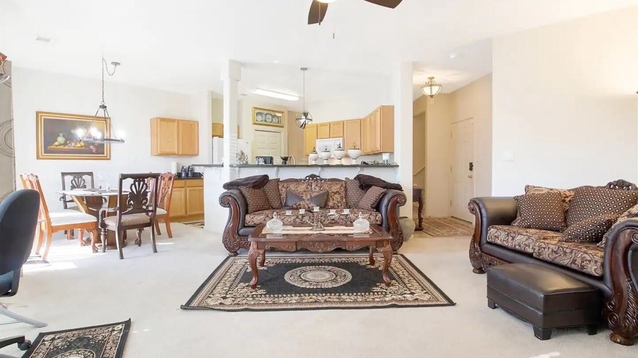 Photo of Livingroom in Northeast Heights