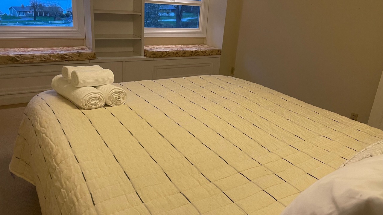 Photo of Bedroom in Eastsound