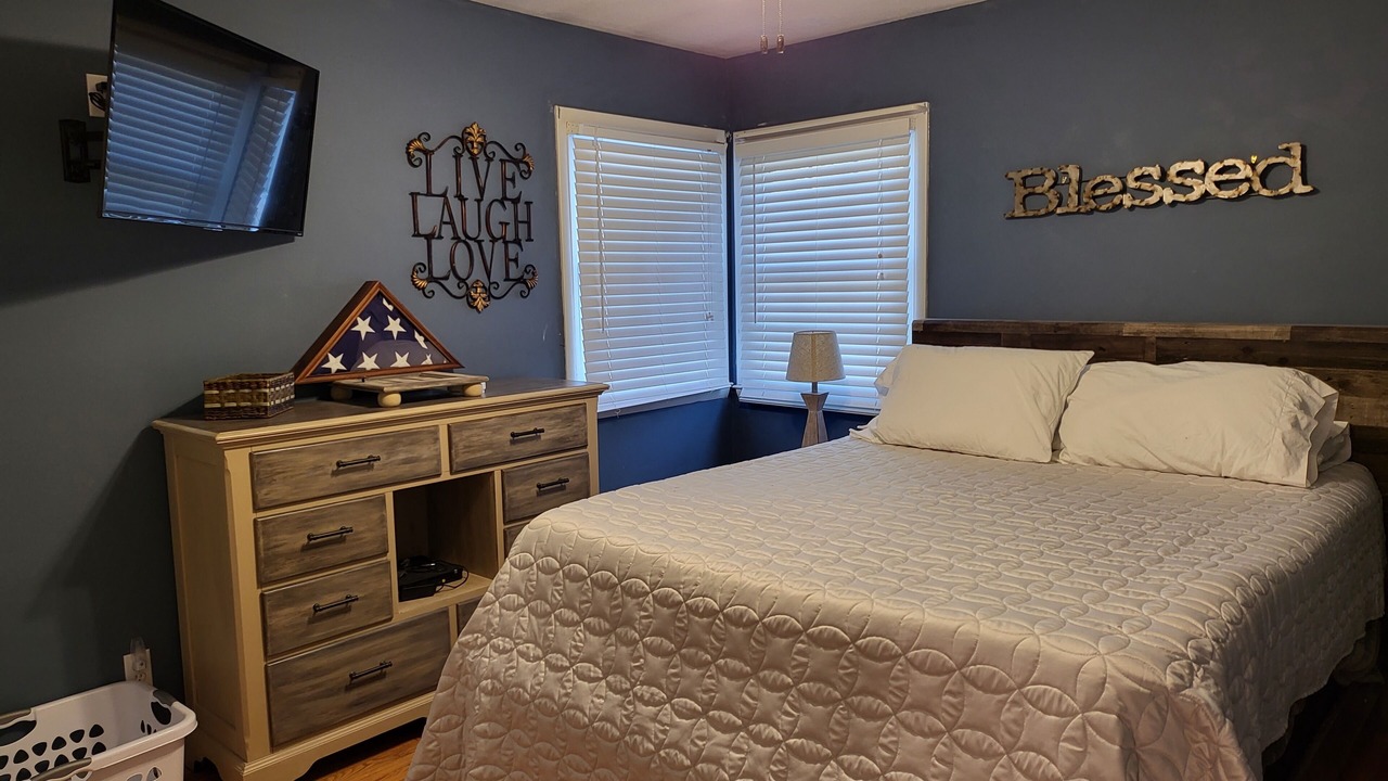 Photo of Bedroom in Excelsior Springs