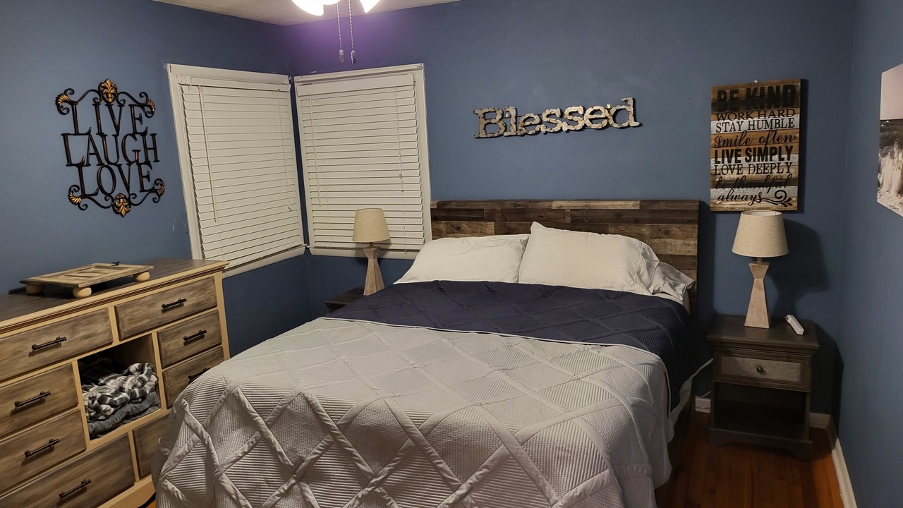 Photo of Bedroom in Excelsior Springs