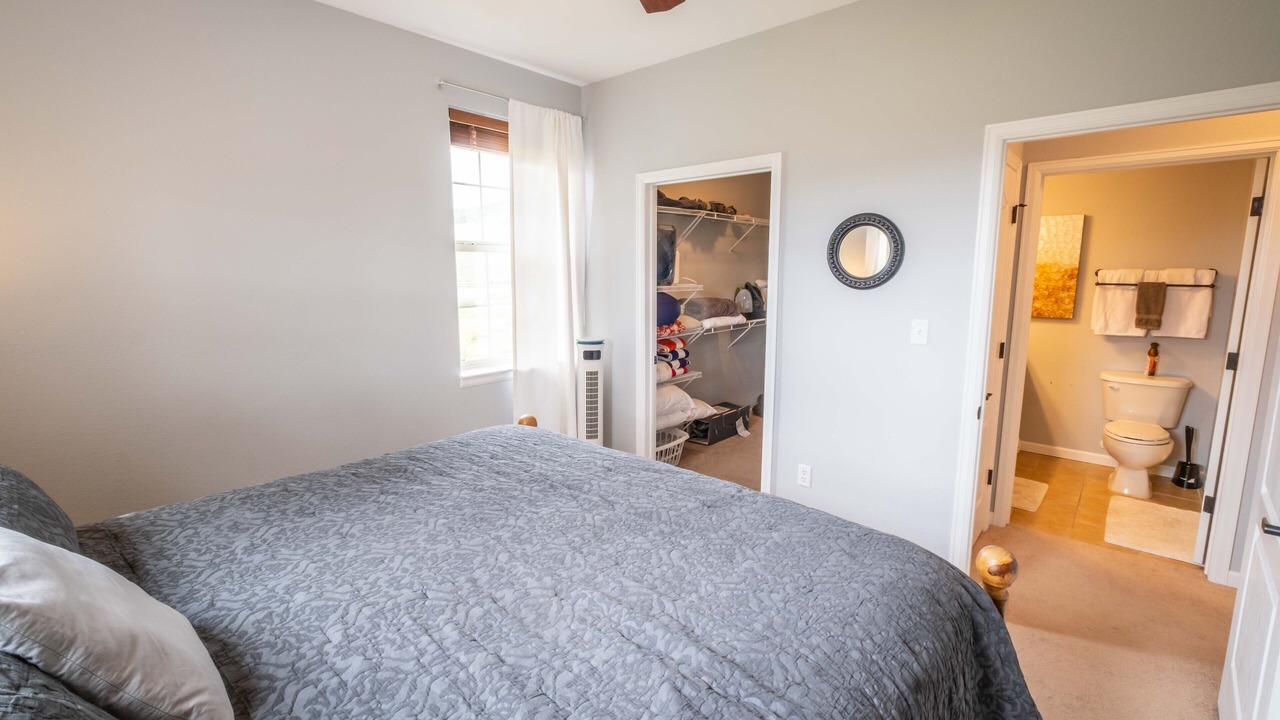 Photo of Bedroom in Silvercreek