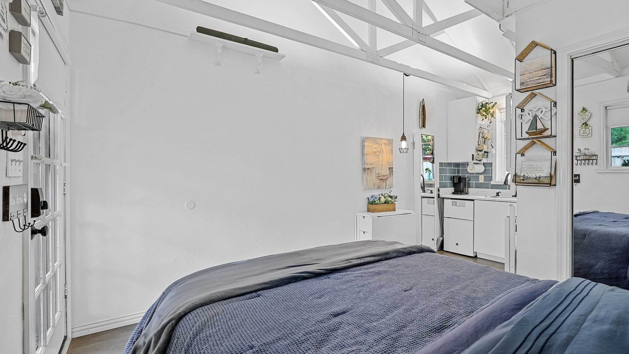 Photo of Bedroom in Lake Dallas