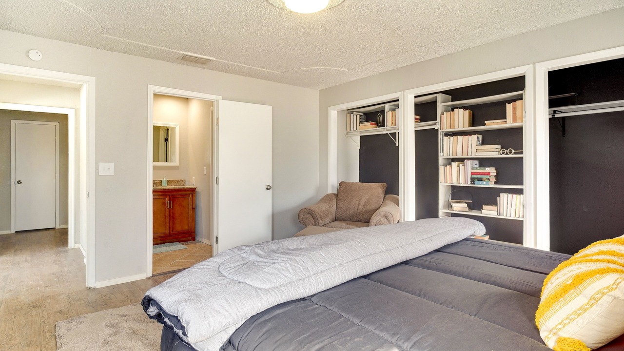 Photo of Bedroom in Buffalo Springs
