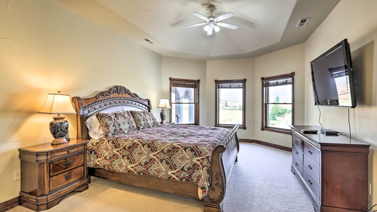 Photo of Bedroom in Hudson