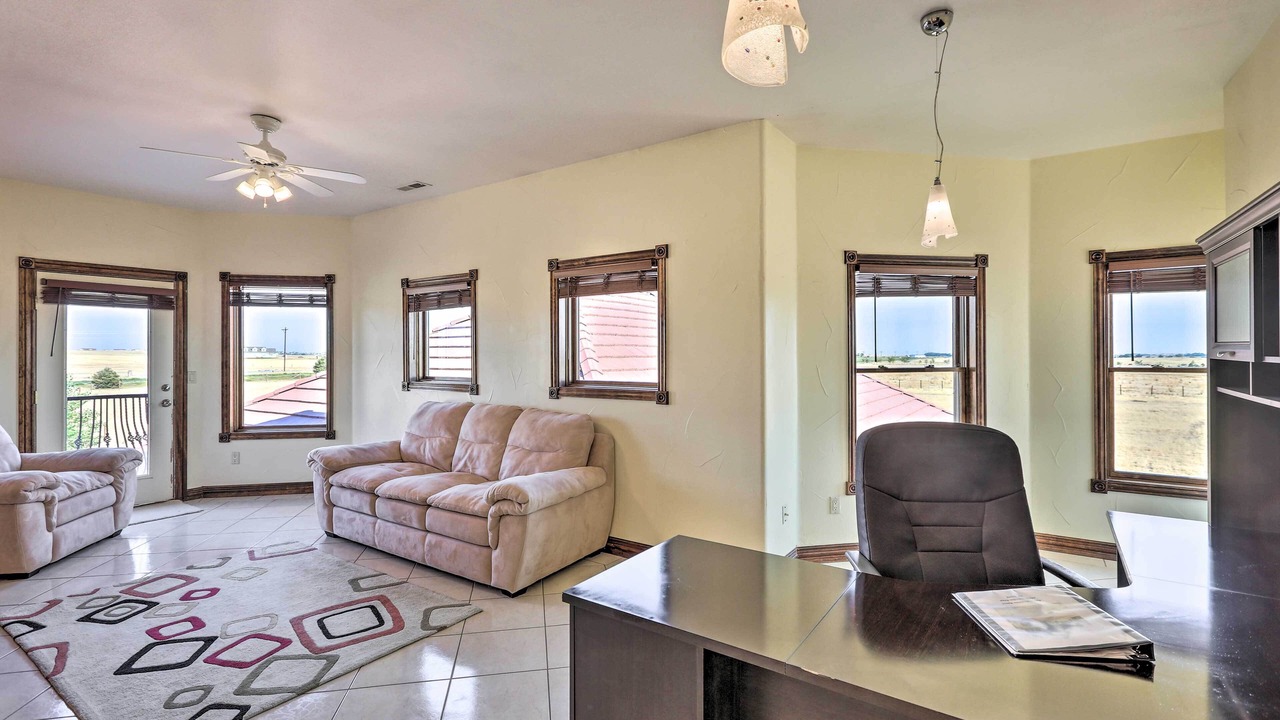 Photo of Livingroom in Hudson