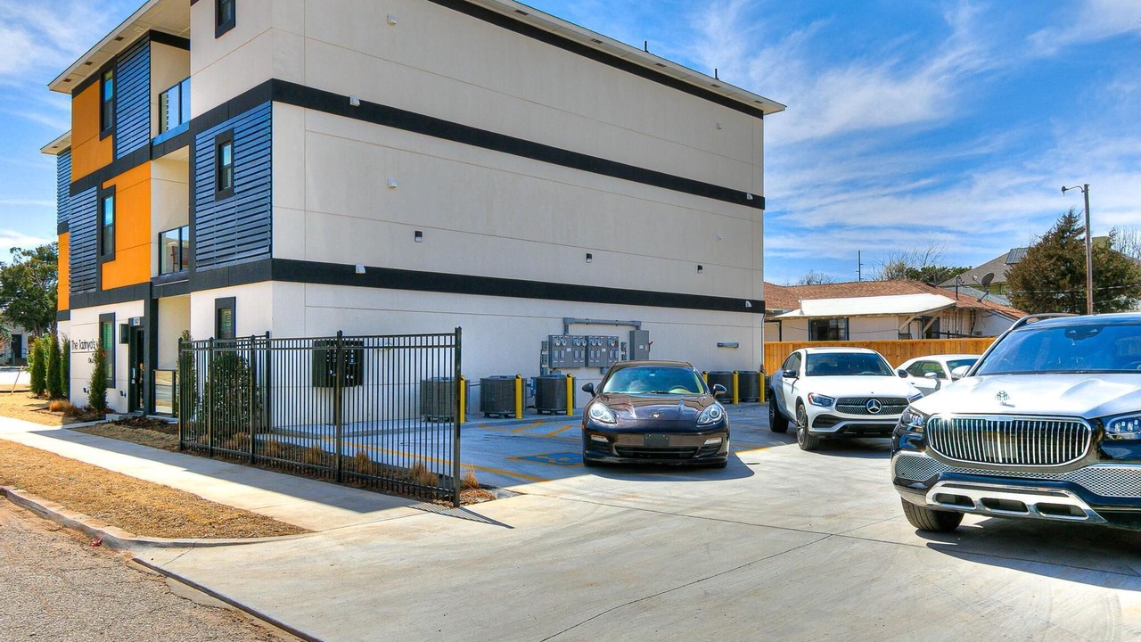 Photo of Outdoor in Corridor South