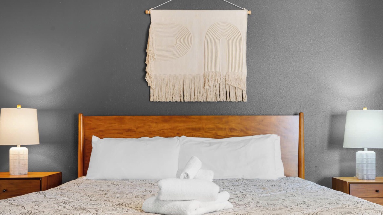 Photo of Bedroom in Alamedan Valley