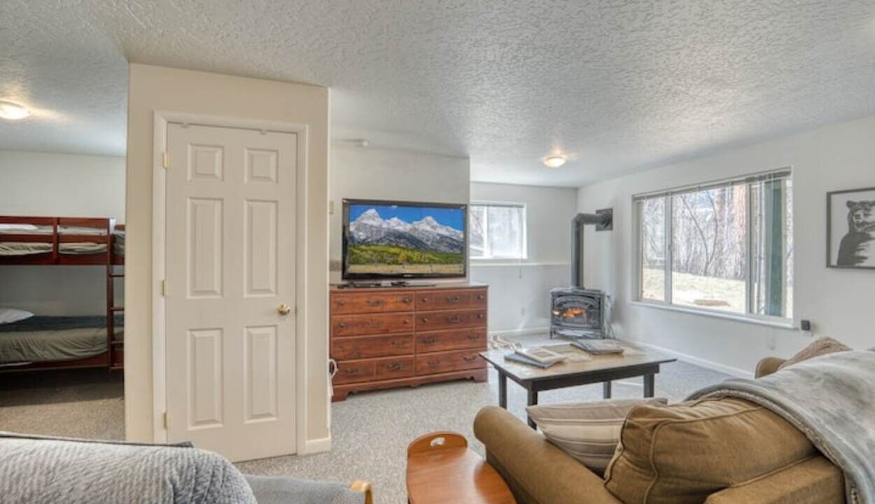 Photo of Livingroom in Garden Valley