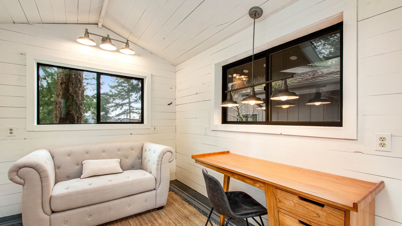 Photo of Others in Eastsound