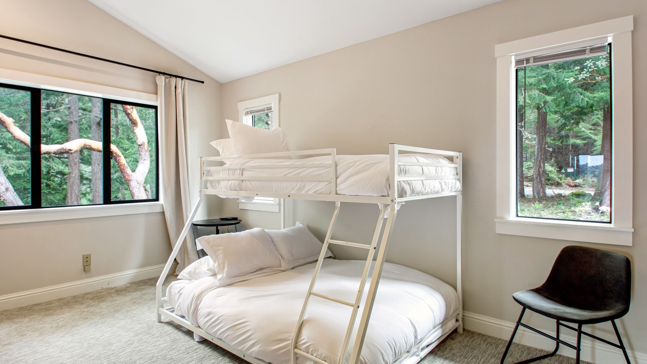 Photo of Bedroom in Eastsound