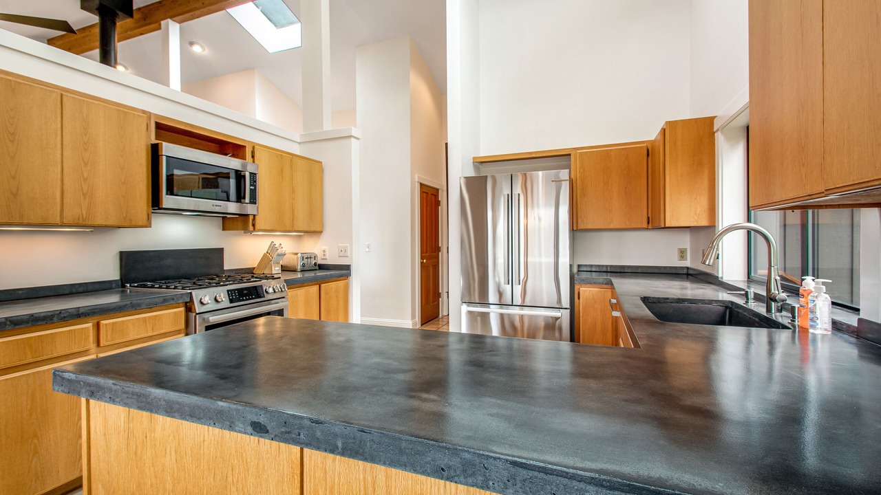 Photo of Kitchen in Eastsound