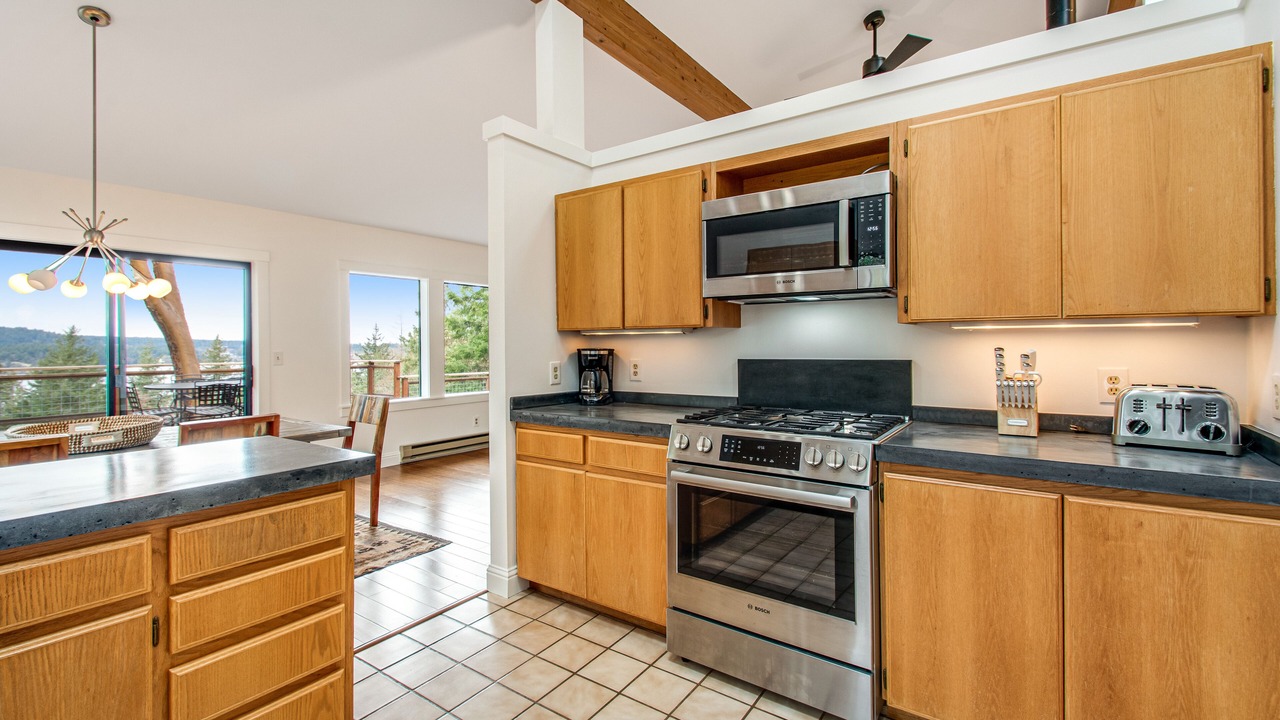 Photo of Kitchen in Eastsound