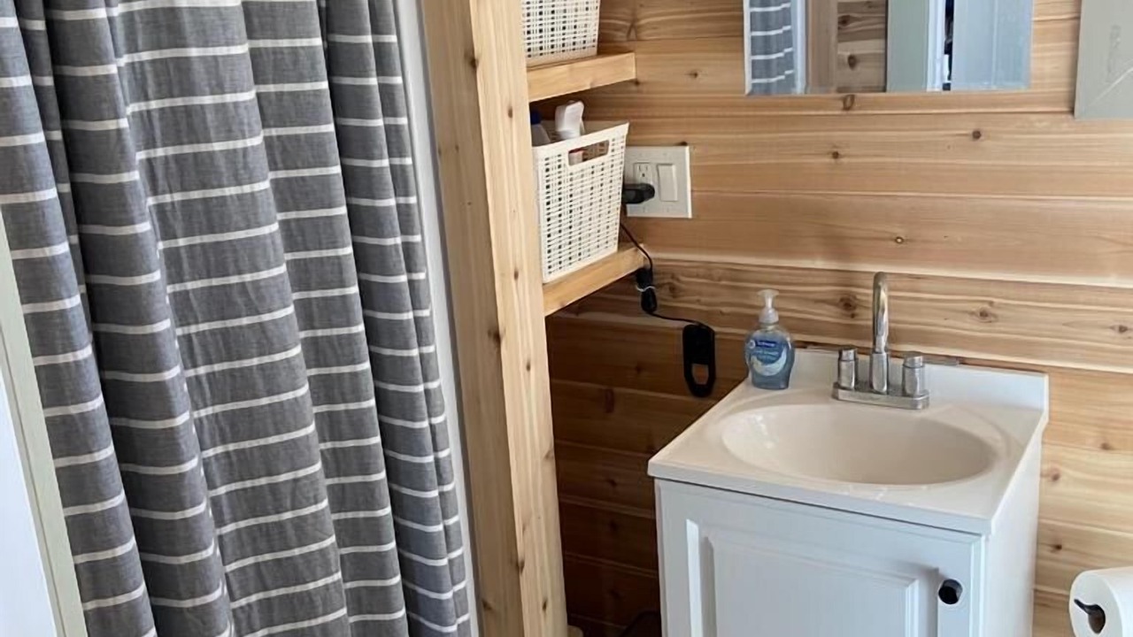 Photo of Bathroom in Sunland Estates