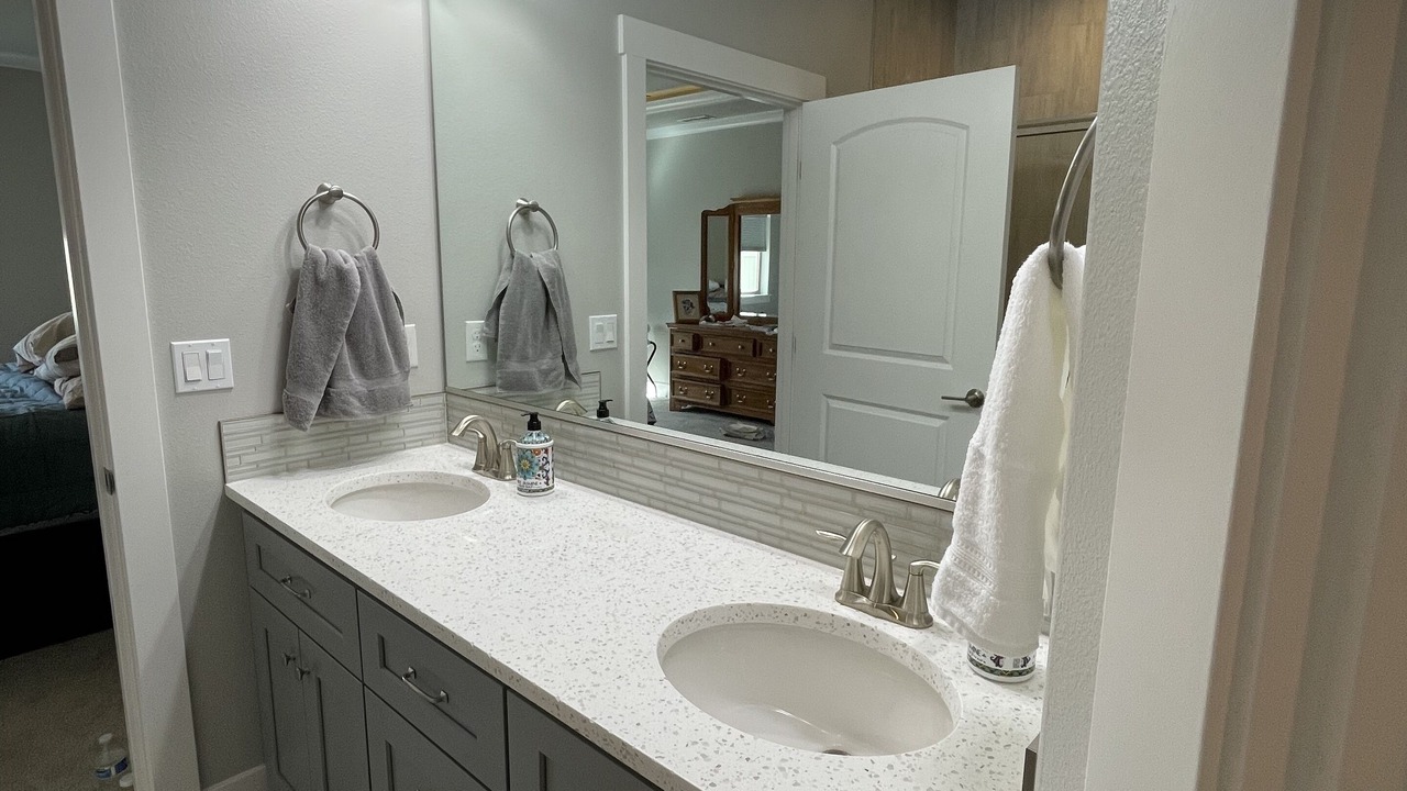 Photo of Bathroom in Pasco