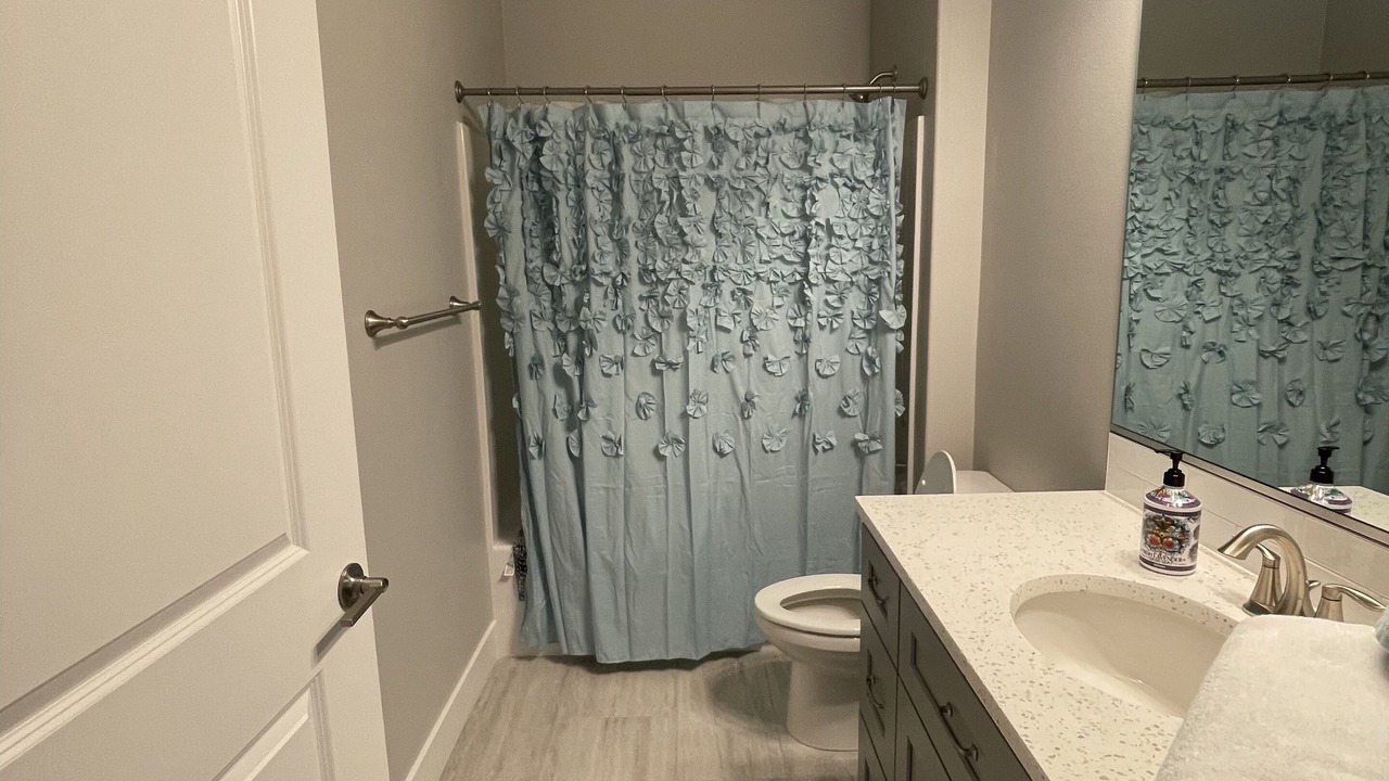 Photo of Bathroom in Pasco