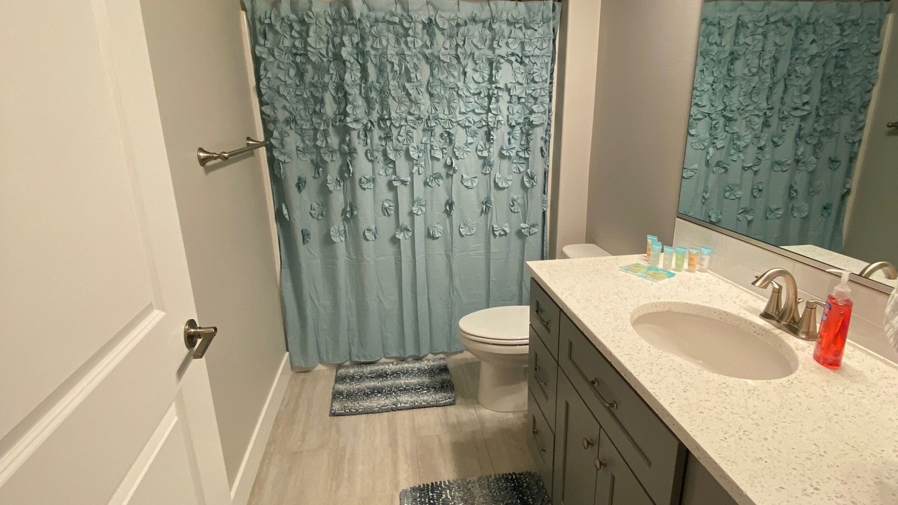 Photo of Bathroom in Pasco