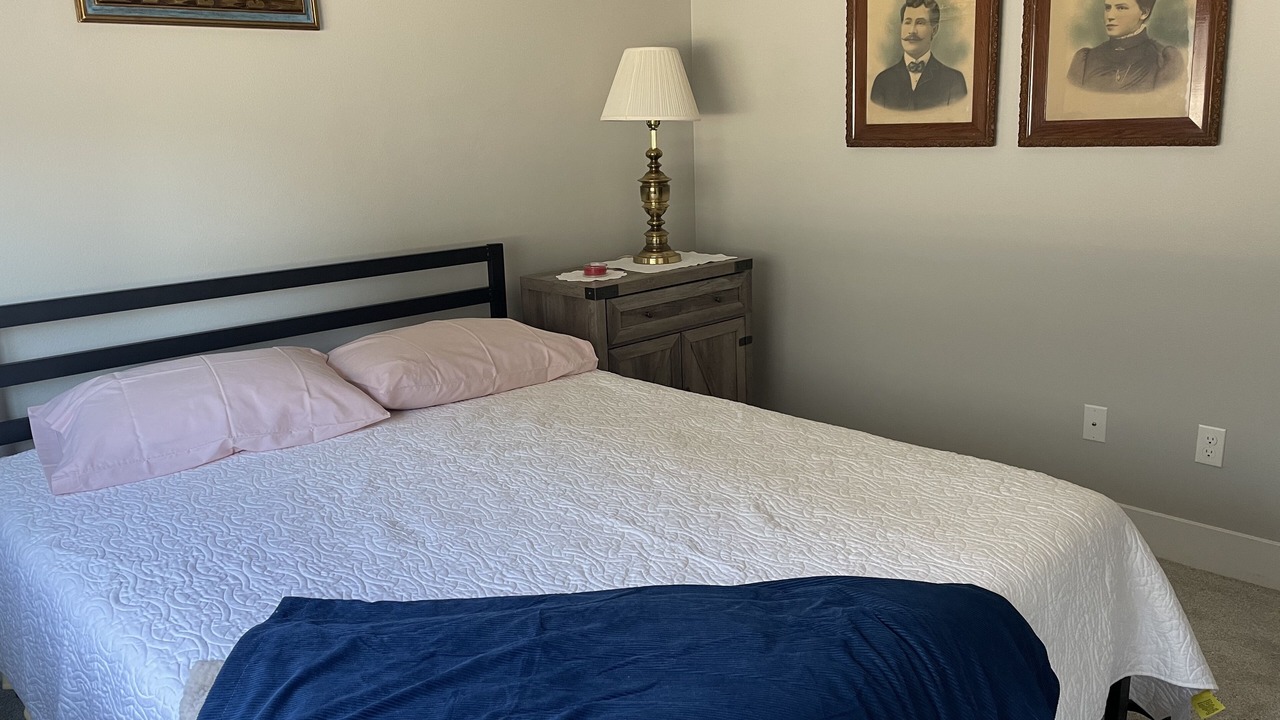 Photo of Bedroom in Pasco