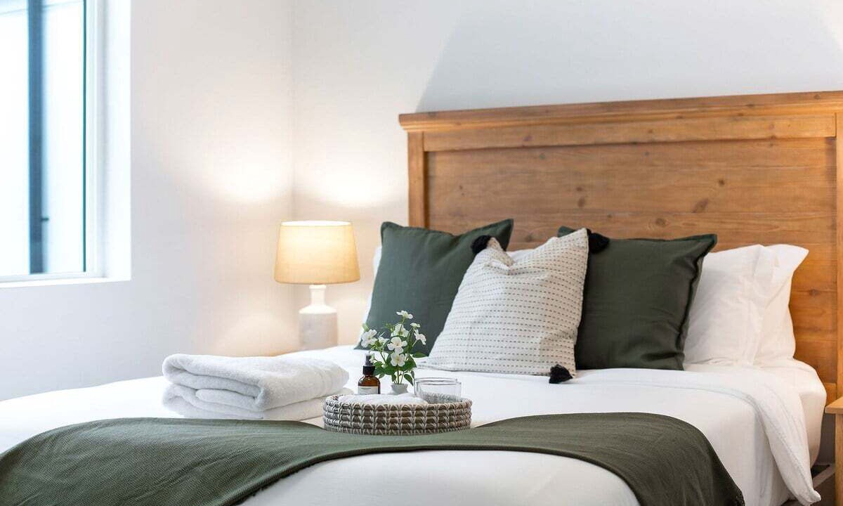 Photo of Bedroom in Broadway