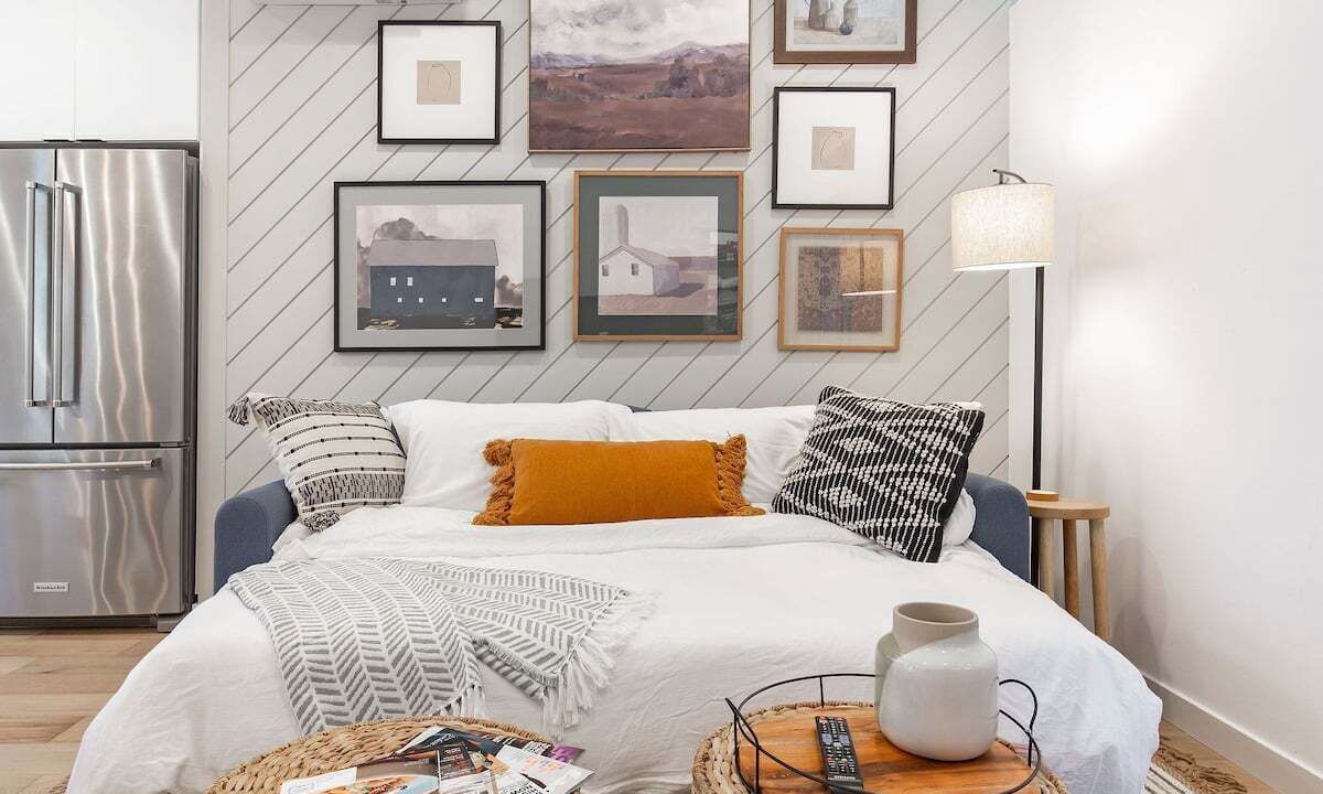 Photo of Bedroom in Broadway
