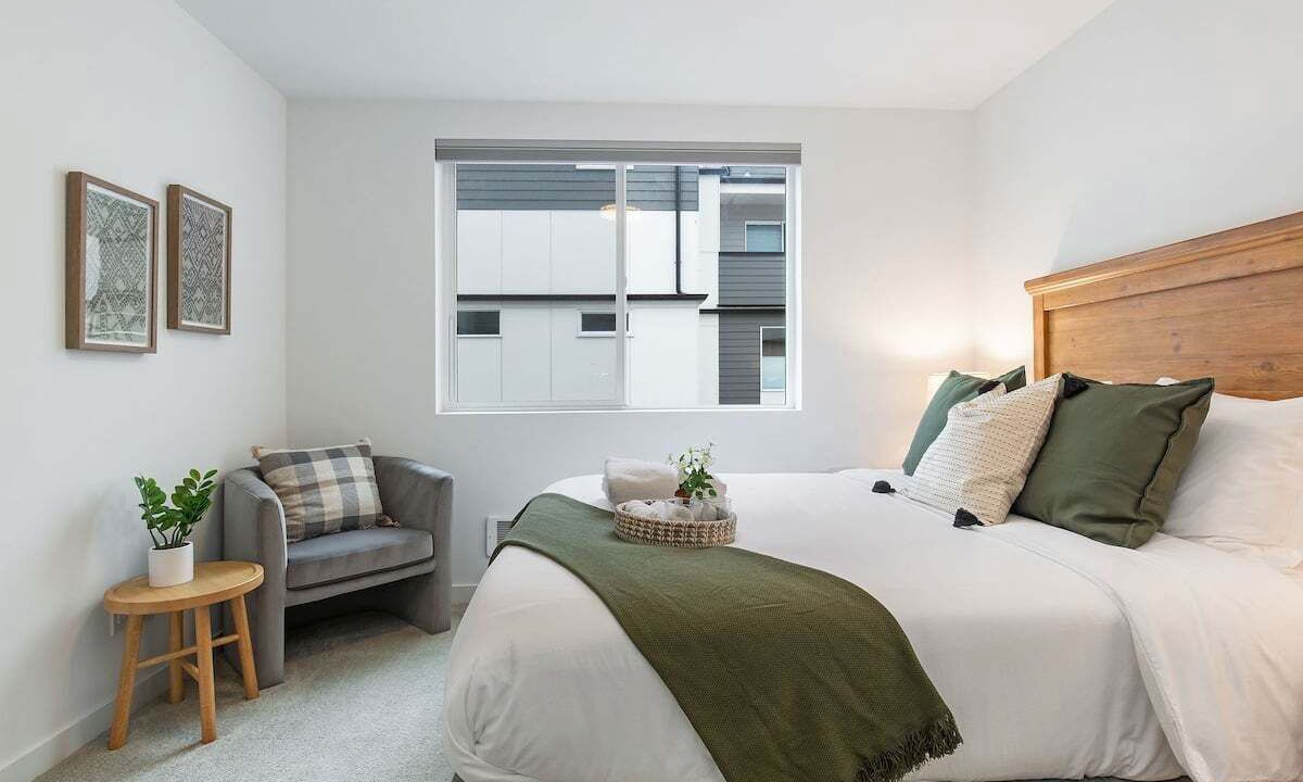 Photo of Bedroom in Broadway