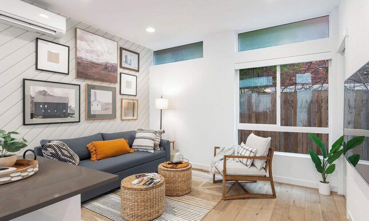 Photo of Livingroom in Broadway