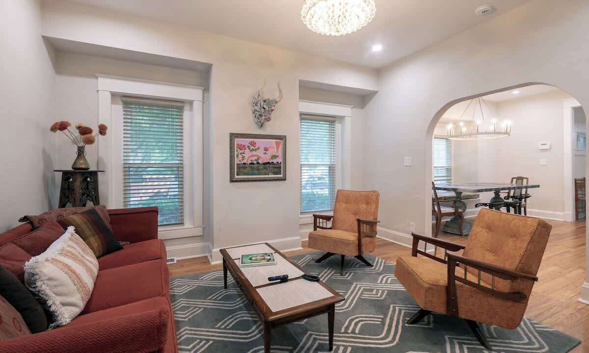 Photo of Livingroom in Shawnee