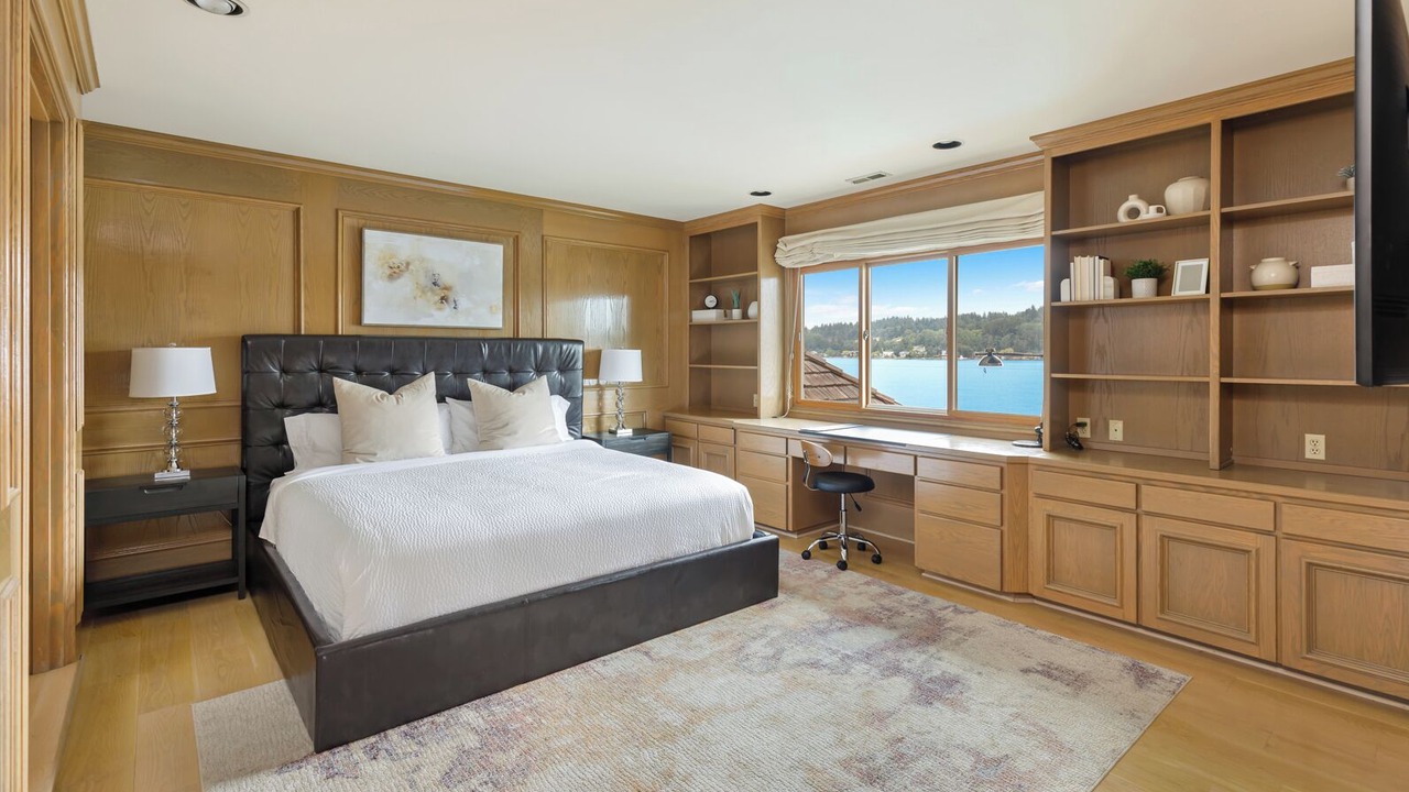 Photo of Bedroom in Mercer Island