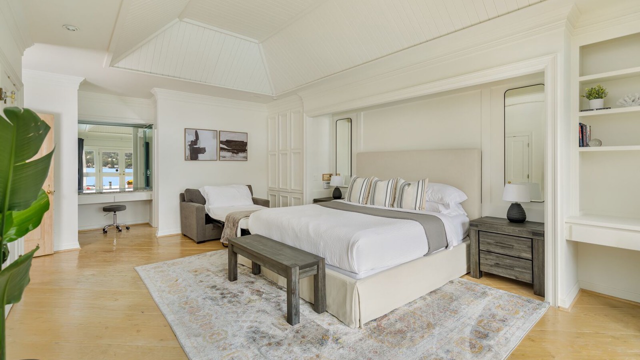 Photo of Bedroom in Mercer Island